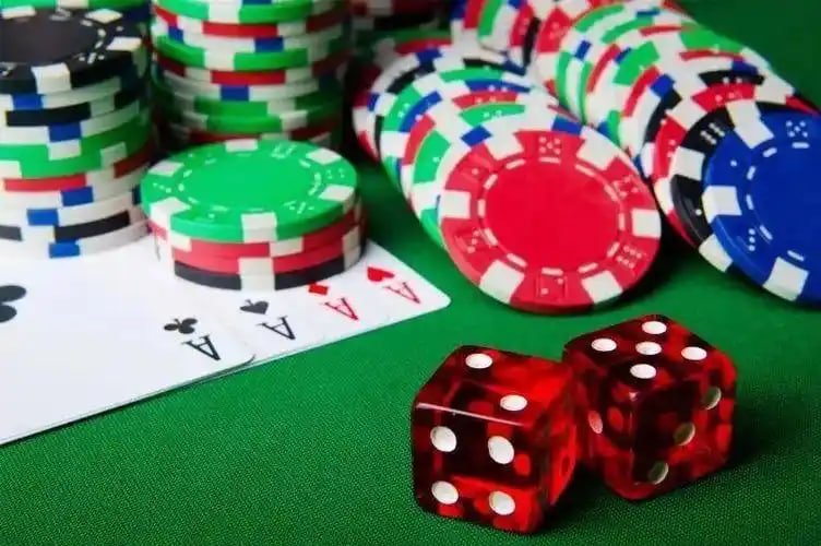 Pengguna jumpapoker mengakses platform dengan aman melalui perangkat mobile dan desktop